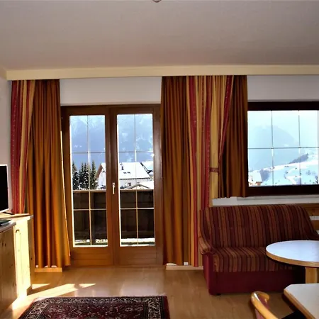 Am Römerweg 4*