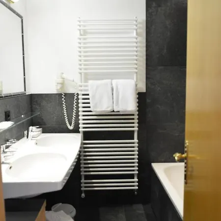 Am Roemerweg Otel Fiss