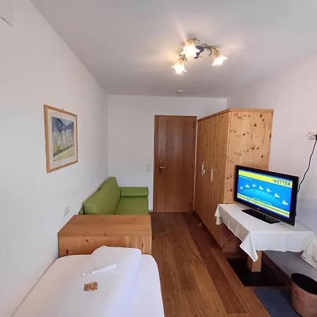 Am Roemerweg Otel Fiss