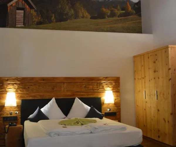 Am Roemerweg Hotel 4*