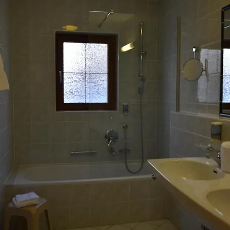 Am Roemerweg فندق فس