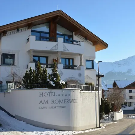 Am Roemerweg فندق