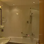 Am Roemerweg 4* 피스